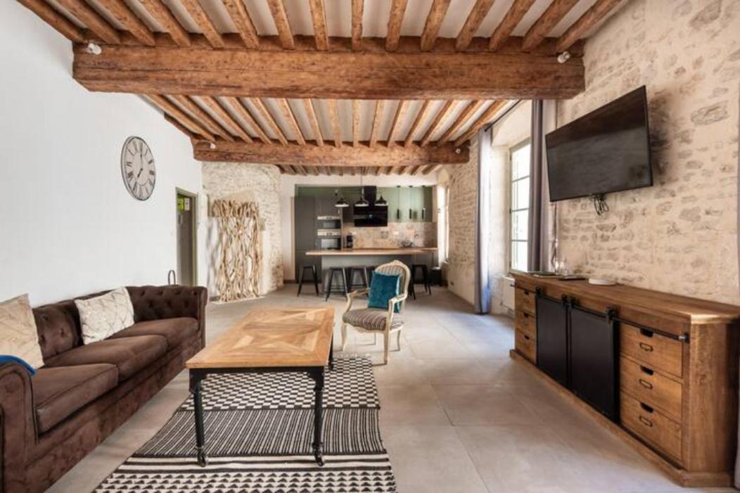 La Tour 1 Appartement Au Coeur Du Centre Ville LʼIsle-sur-la-Sorgue Eksteriør bilde